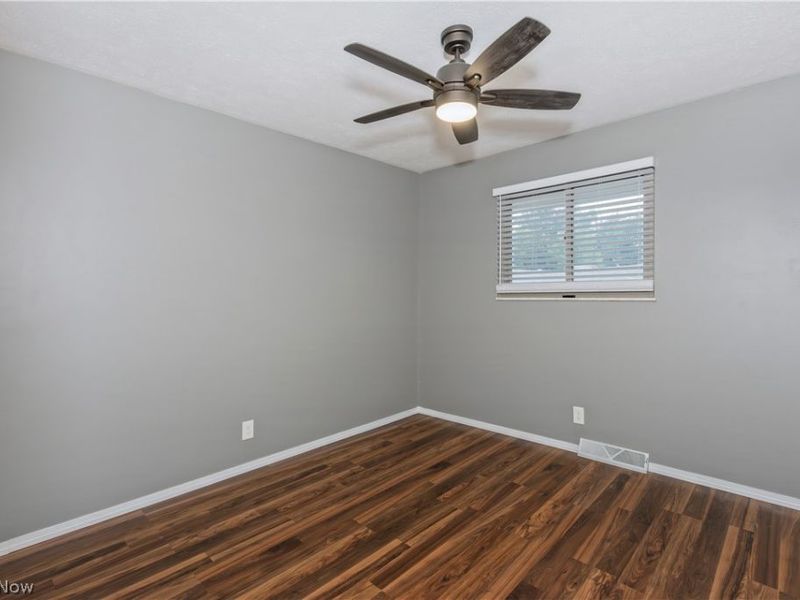 1174 Giesse Drive, Mayfield Heights, OH 44124 Photo 19