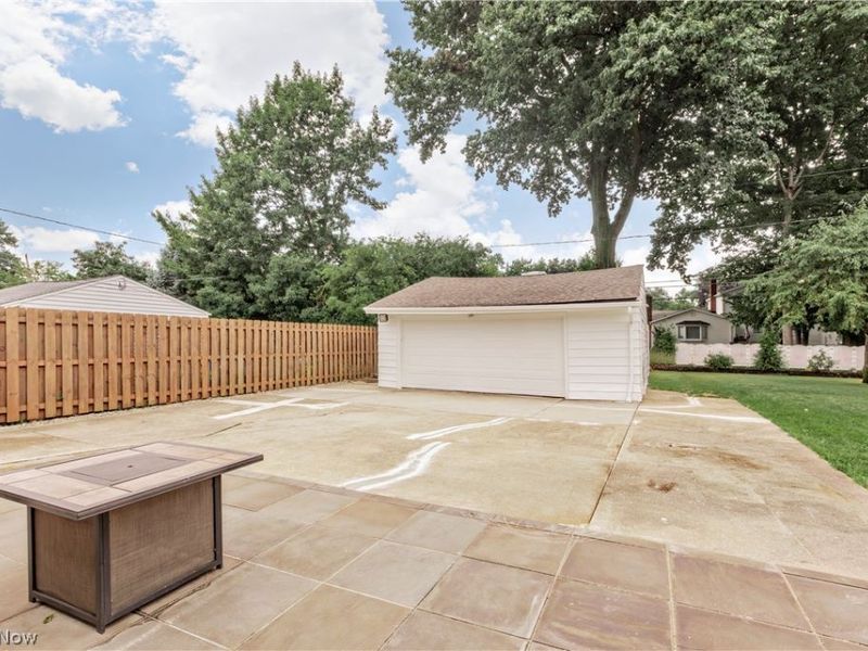 1174 Giesse Drive, Mayfield Heights, OH 44124 Photo 43