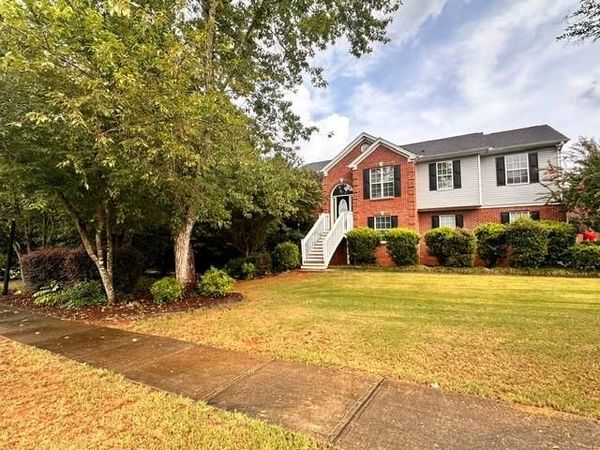 525 San Dra Way , Monroe, GA 30656