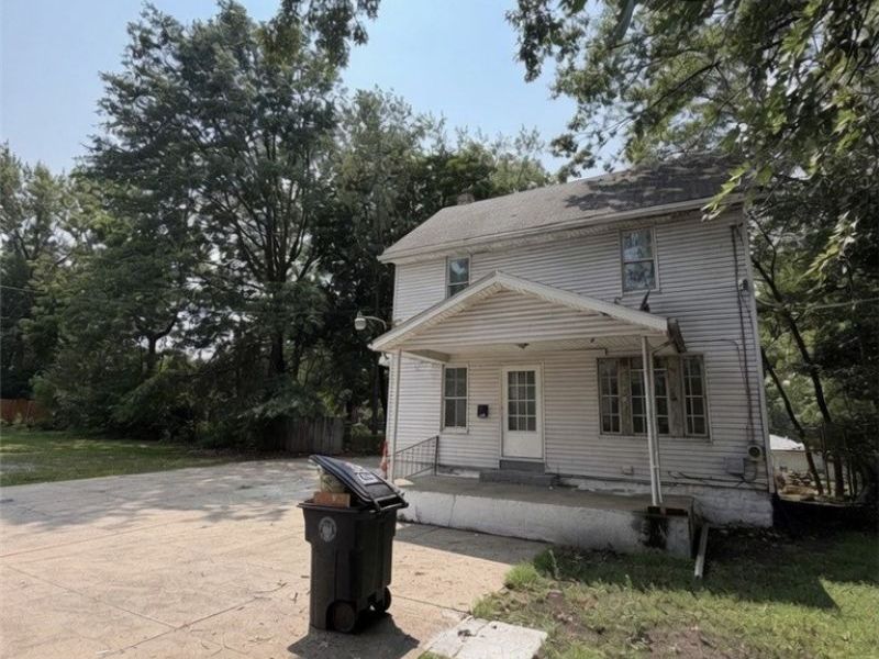 800 Beardsley Street , Akron, OH 44311 Photo 2