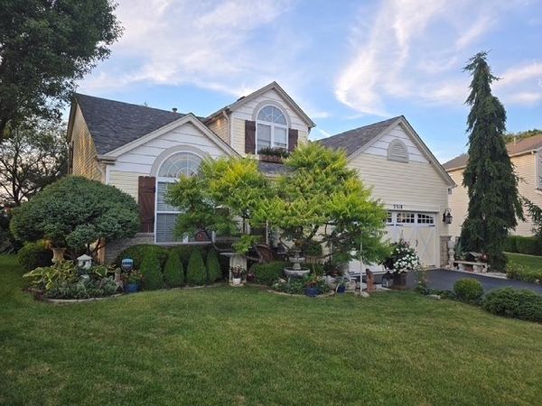 2318 Willow Lakes Court , Plainfield, IL 60586
