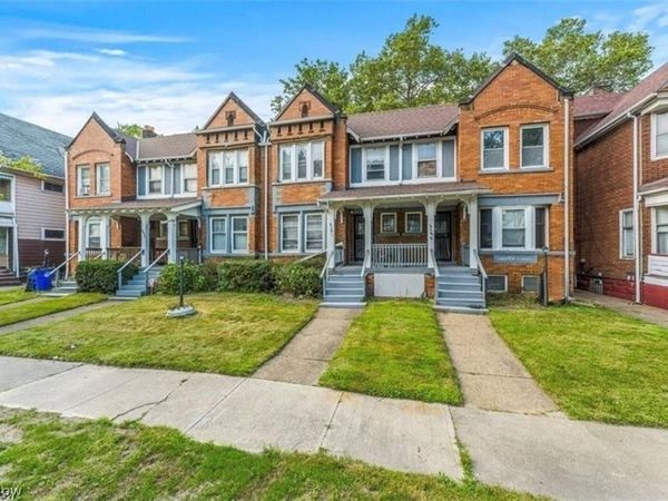 7507 Lawnview Avenue, Cleveland, OH 44103