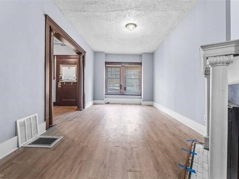 7507 Lawnview Avenue, Cleveland, OH 44103 Photo 6