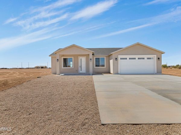 36575 W INDIAN SCHOOL Road, Tonopah, AZ 85354