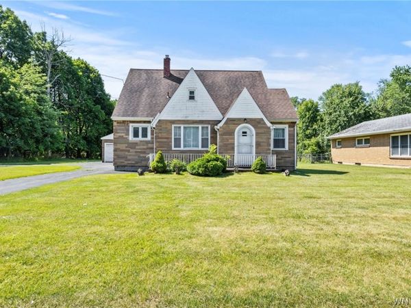 1419 Maple Road , Buffalo, NY 14221