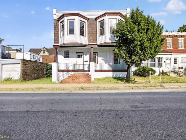 11 S 3RD STREET , DARBY, PA 19023