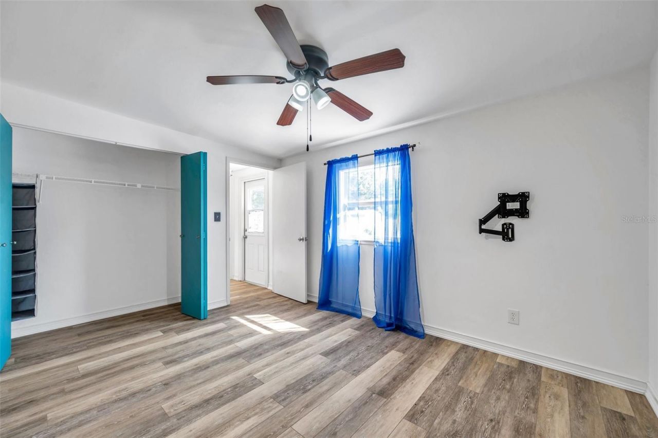 5900 Cypress Street N, Saint Petersburg, FL 33703 Photo