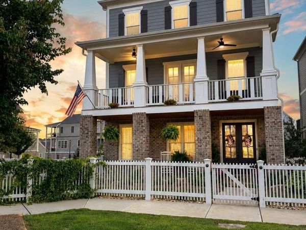 581 S Club Drive, Woodstock, GA 30188