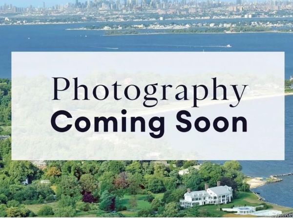 243 Spruce Street , West Hempstead, NY 11552