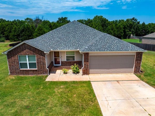 5718 Bent Creek Road, Shawnee, OK 74804