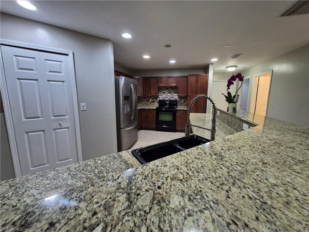 3001 51st St Sw, Lehigh Acres, FL 33976 Photo