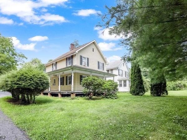 39 Clinton Rd, West Milford, NJ 07435