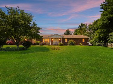 6426 KY-32 , Sadieville, KY 40370