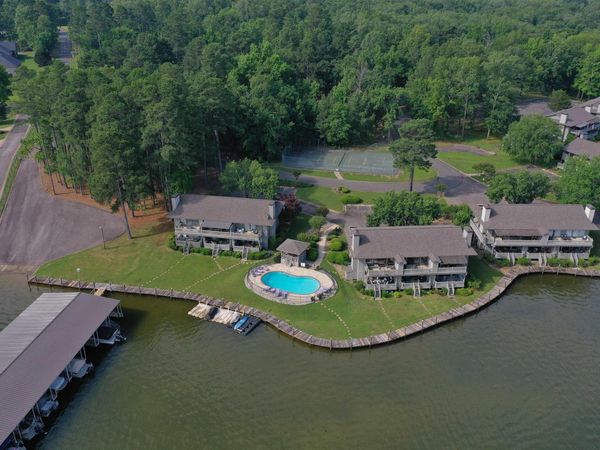 400 FARR SHORES, Unit 1A, Hot Springs, AR 71913
