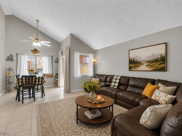 1714 La Cruz Drive, Henderson, NV 89014