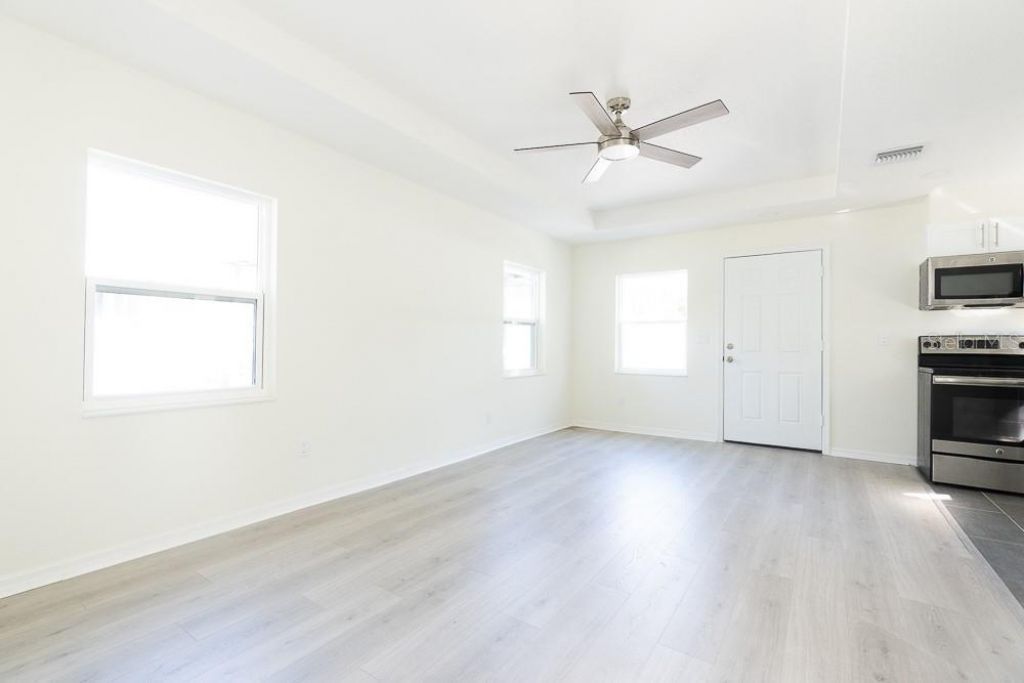 3520 1/2 8th Avenue N, Saint Petersburg, FL 33713 Photo