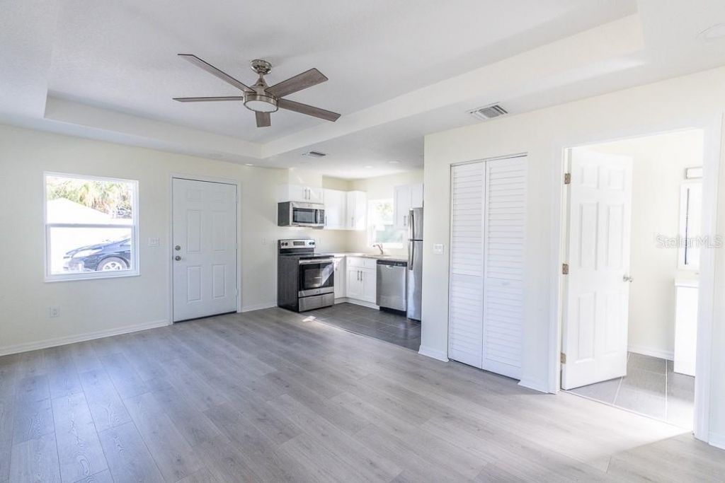 3520 1/2 8th Avenue N, Saint Petersburg, FL 33713 Photo