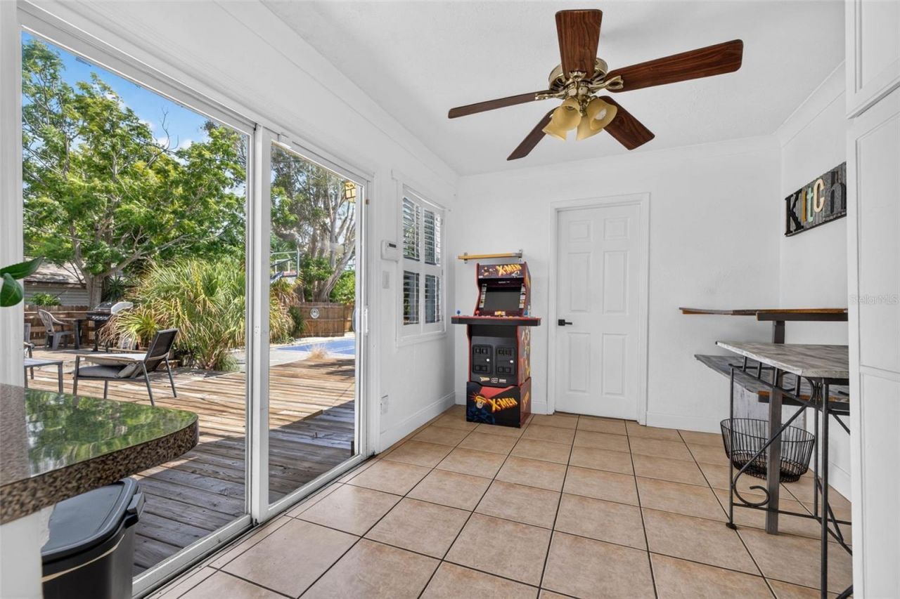 166 Pinellas Way N, Saint Petersburg, FL 33710 Photo