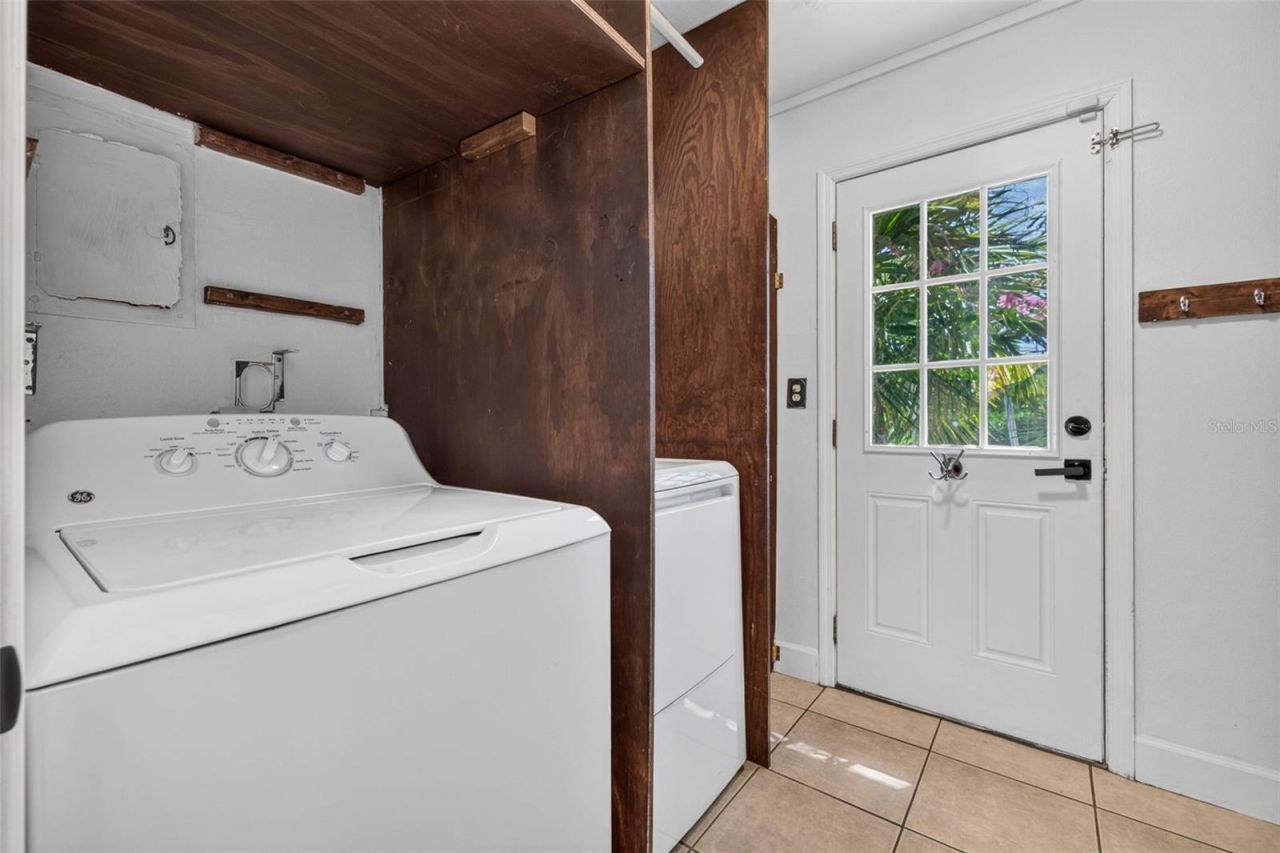 166 Pinellas Way N, Saint Petersburg, FL 33710 Photo