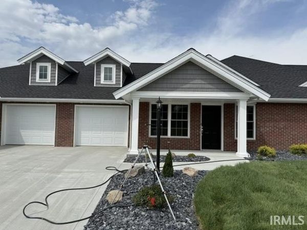 1378-3 Ann Lane, Jasper, IN 47546