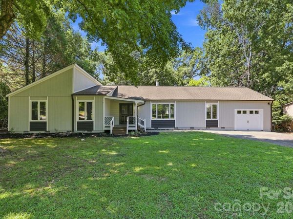 9110 Raintree Lane, Charlotte, NC 28277