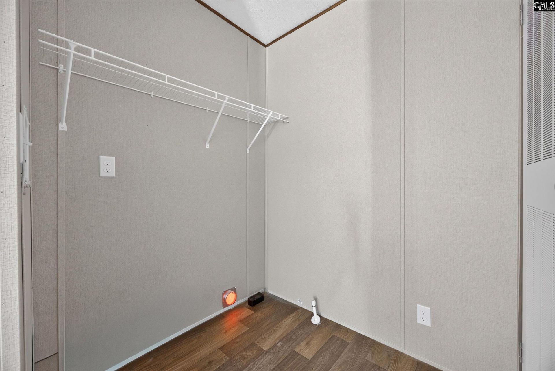 96 Toms Creek Court  Photo 16