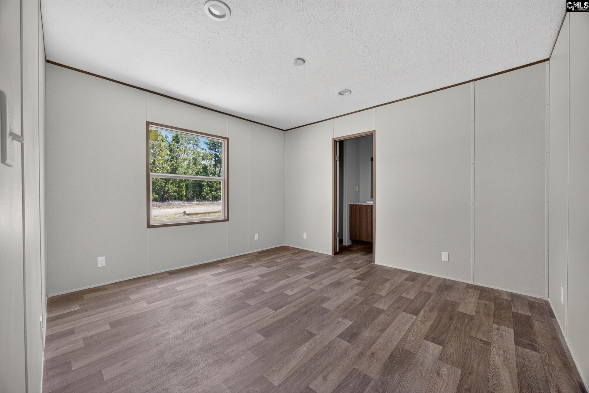 96 Toms Creek Court  Photo 18