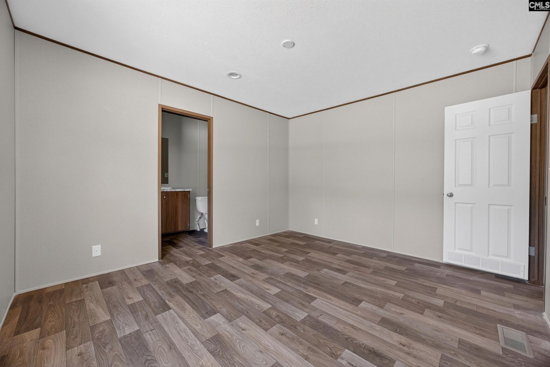 96 Toms Creek Court  Photo 21