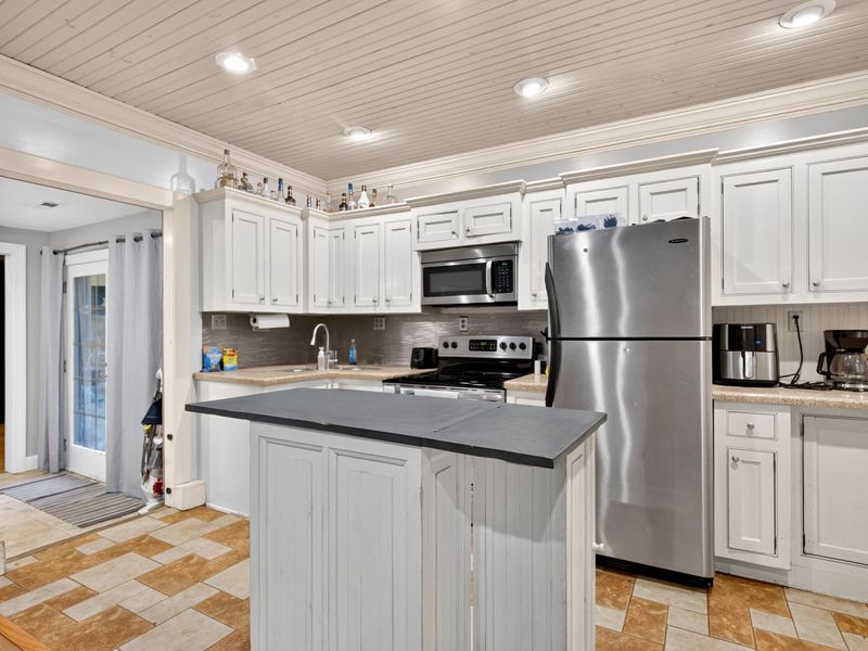 140 S High Street, Saint Paris, OH 43072 Photo 10