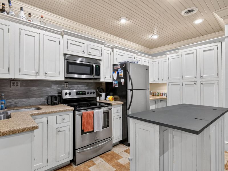 140 S High Street, Saint Paris, OH 43072 Photo 11