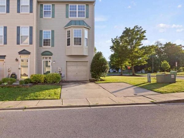 900 TURNING POINT COURT, FREDERICK, MD 21701