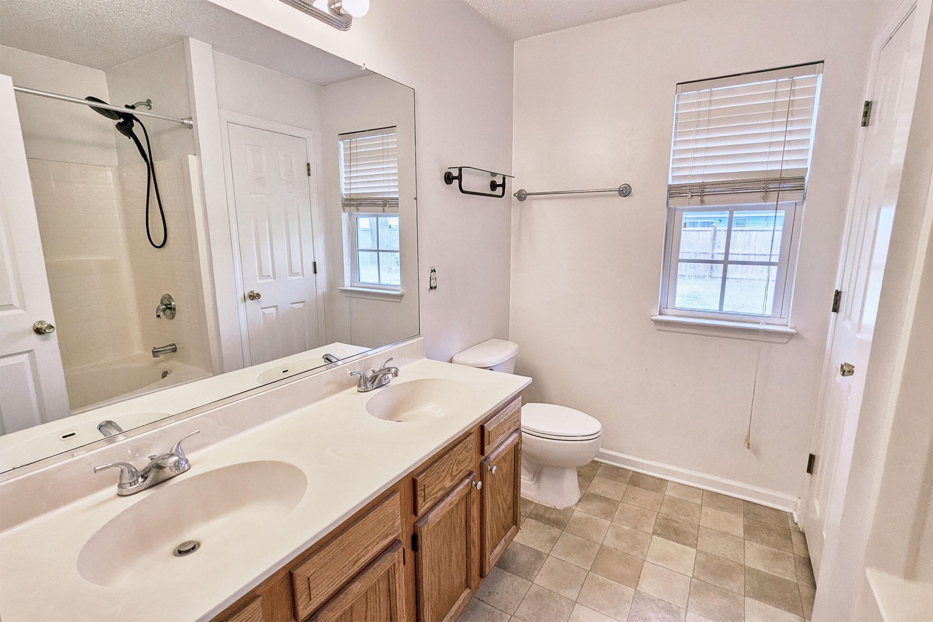 103 Betsy Lane Photo 24