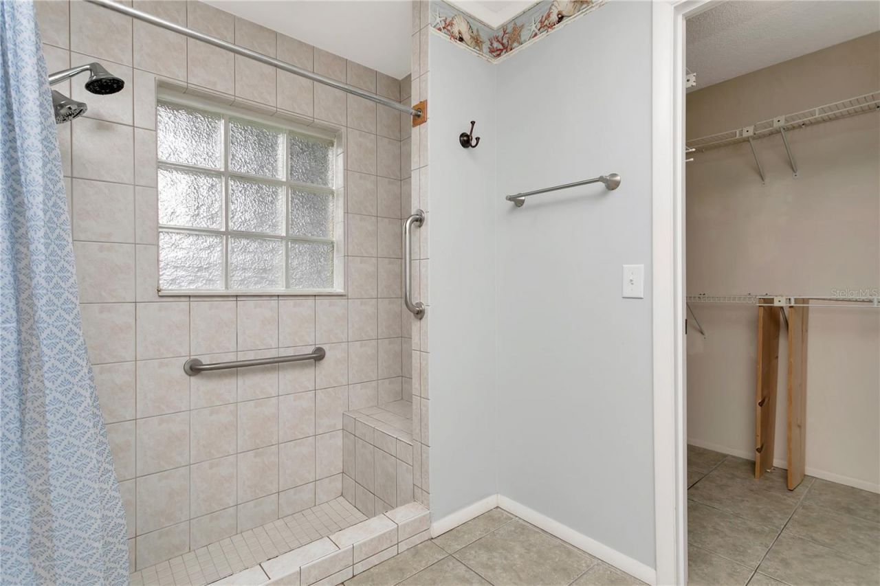5680 25th Street Circle E, Bradenton, FL 34203 Photo