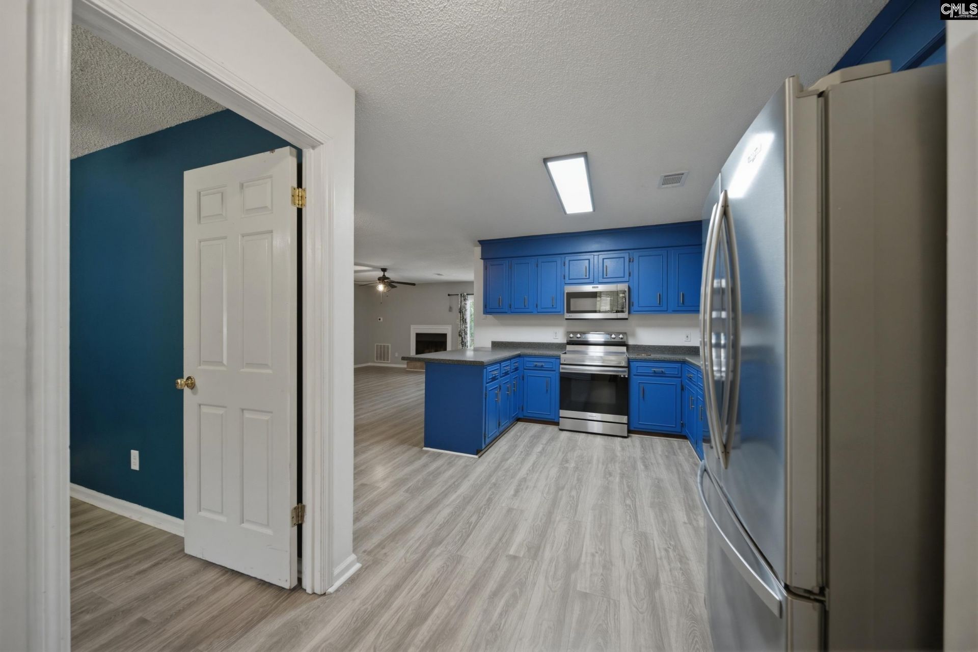 164 Thames Valley Court  Photo 8