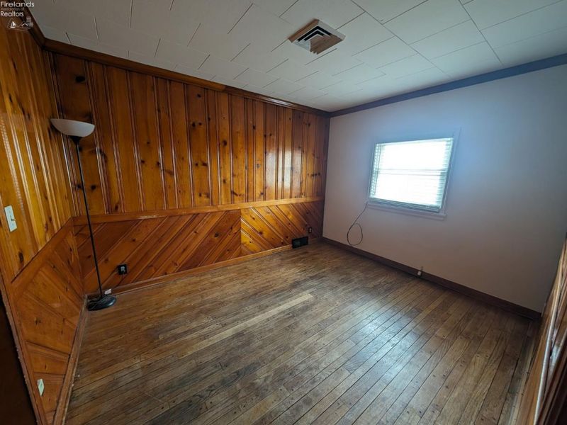 117 Monroe Street, Port Clinton, OH 43452 Photo 6