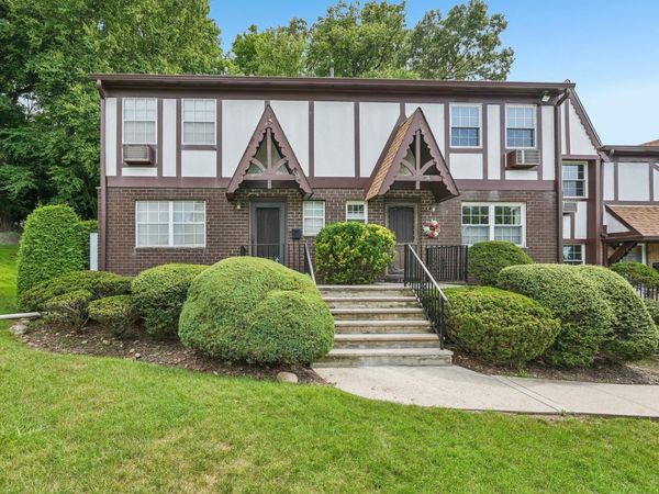 239 Parkside Drive , Suffern, NY 10901