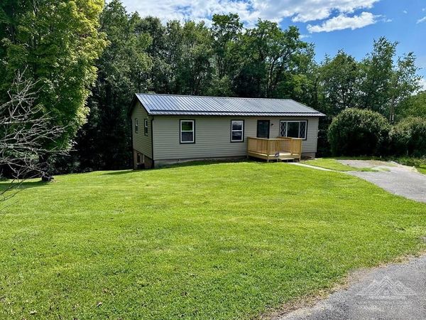 4 W Concord Street Extension, Athens, WV 24712