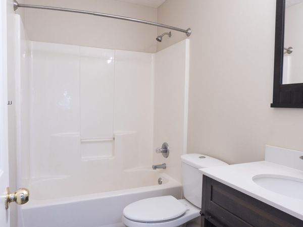 305 Bradford Court, Auburn, GA 30011