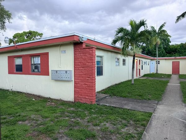 1135 SHARAZAD Boulevard, Unit 35, Opa-Locka, FL 33054