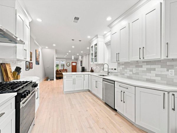 40 E SLOCUM STREET, PHILADELPHIA, PA 19119