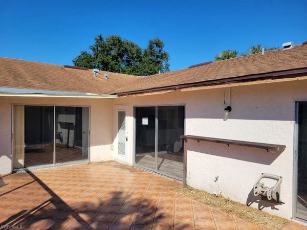 5629 Foxlake DR , NORTH FORT MYERS, FL 33917