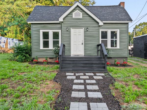 633 Austin Street , Albemarle, NC 28001