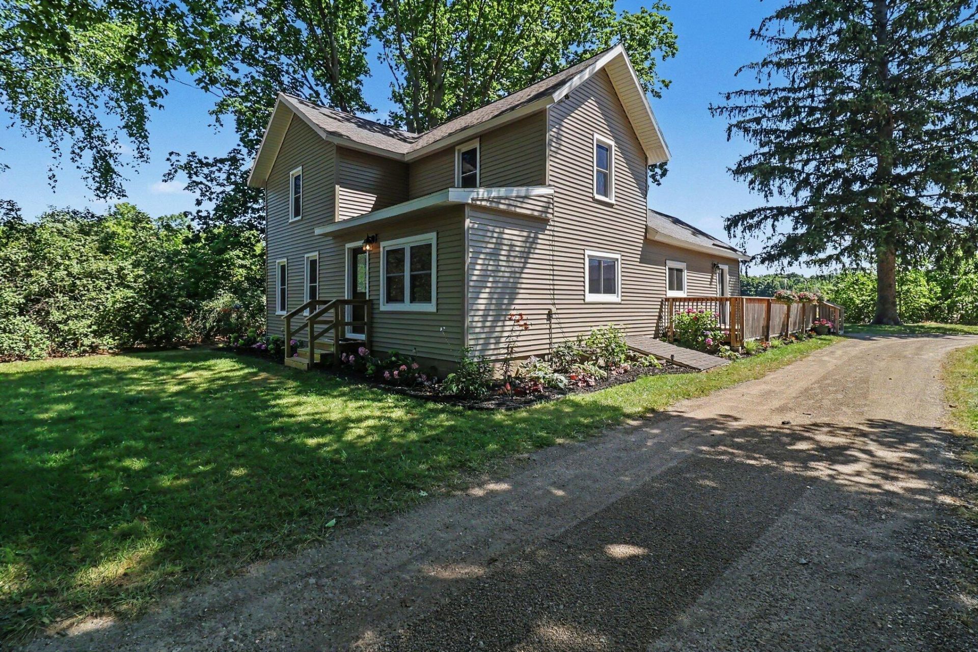 158 N 72nd Avenue, Hart, MI 49420 Main Photo