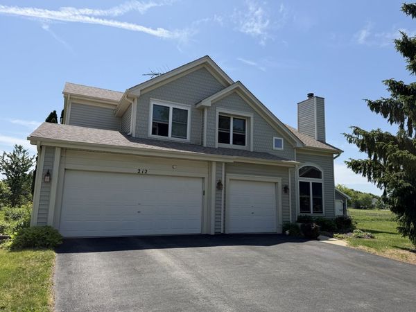 212 Mondovi Drive , Oswego, IL 60543