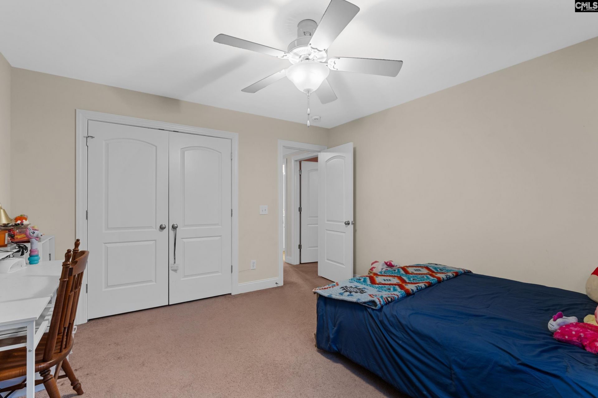 74 Lillifield Drive Photo 23