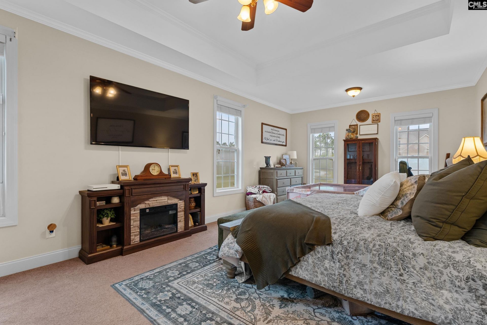 74 Lillifield Drive Photo 9