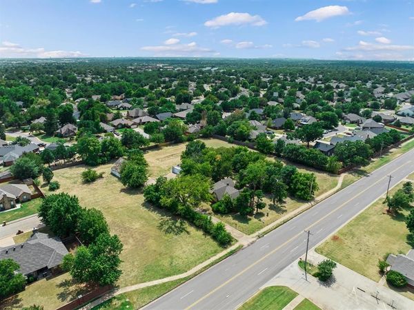 1400 W 3rd Street, Edmond, OK 73003