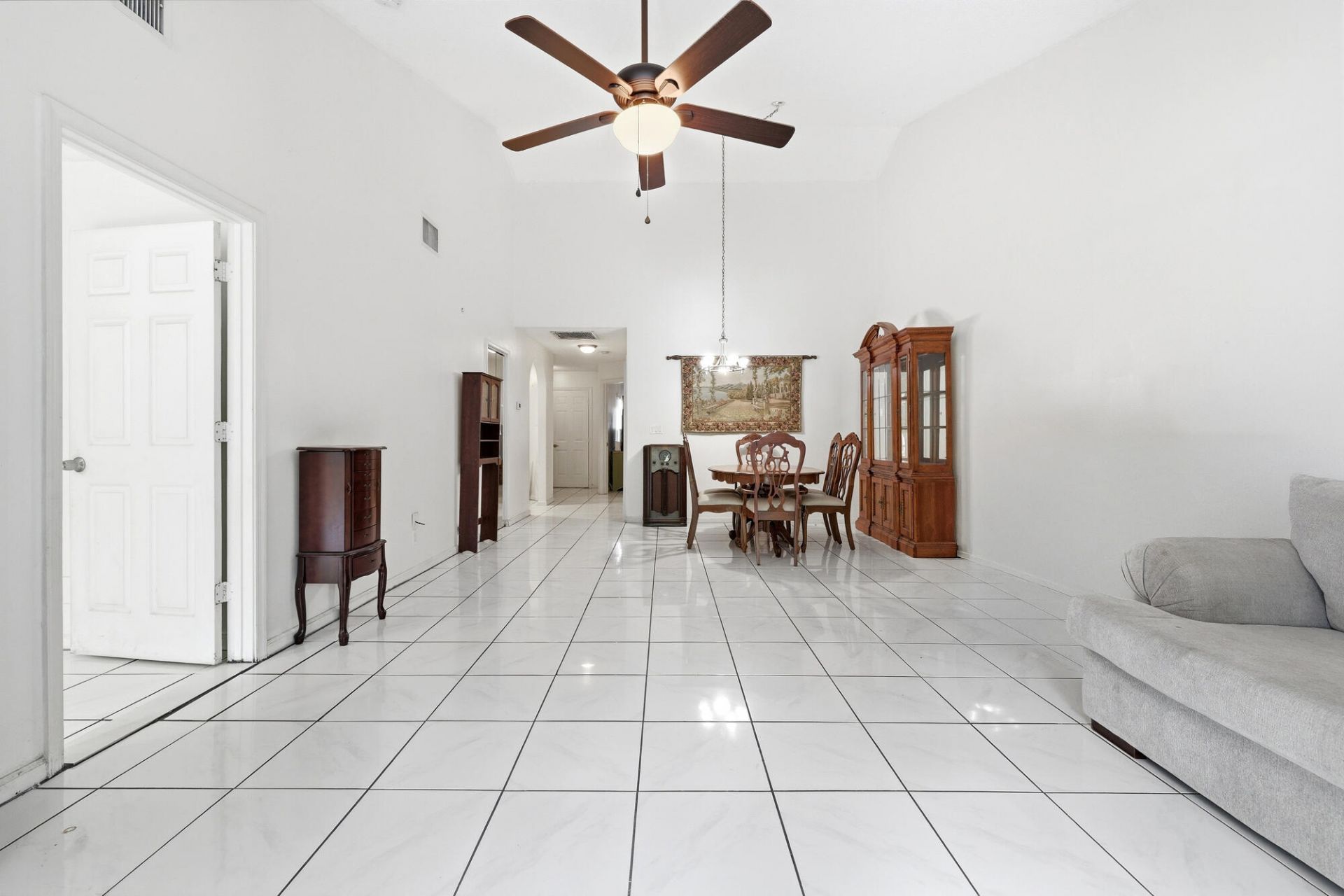 120 Sunshine Boulevard, Royal Palm Beach, FL 33411 Photo
