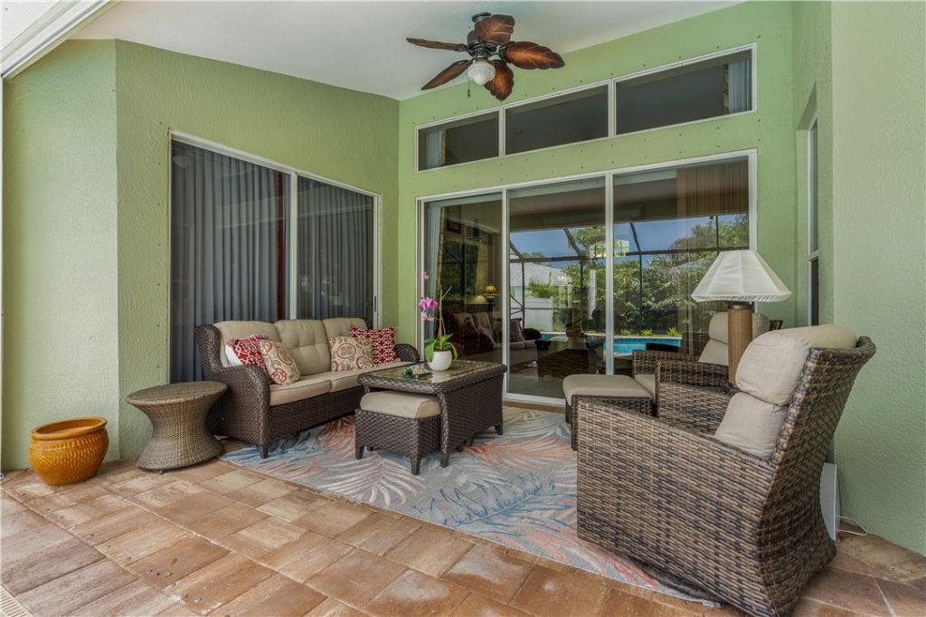 210 Champagne Court Sw, Vero Beach, FL 32968 Photo