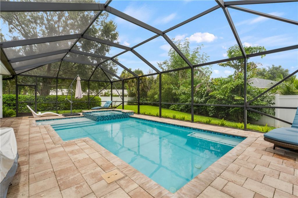 210 Champagne Court Sw, Vero Beach, FL 32968 Photo